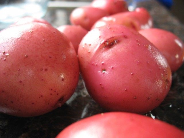 Клубни картофеля Клубни картофеля