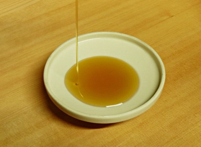 Кунжутное масло (Sesame oil) Кунжутное масло (Sesame oil)