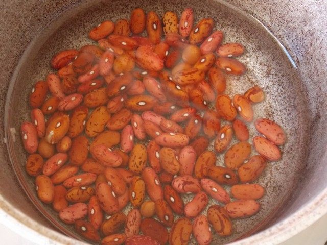 Замачиваем фасоль Замачиваем фасоль