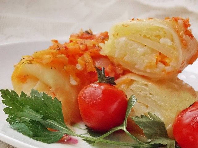 Постные голубцы с овощами Постные голубцы с овощами