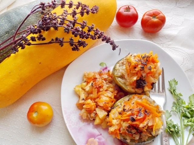 Фаршированные кабачки Фаршированные кабачки