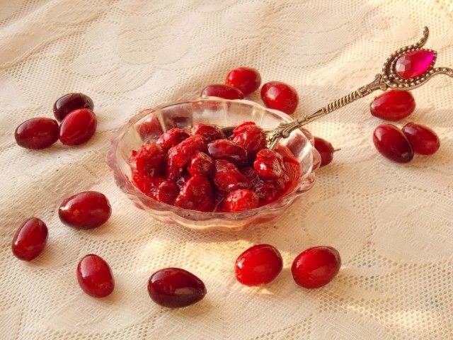 Варенье из кизила Варенье из кизила