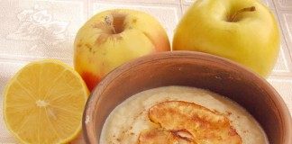 Яблочный суп-десерт с яблочными чипсами