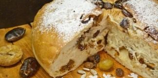 Сладкий хлеб на Рождество с кумкватом и инжиром