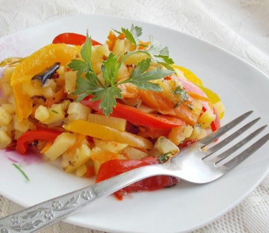 Жареная картошка с овощами
