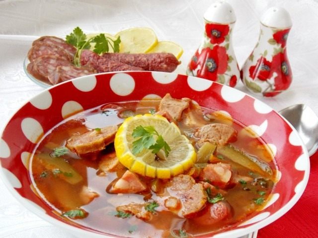 Солянка мясная сборная Солянка мясная сборная