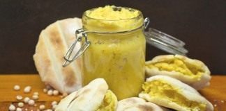 Пита с хумусом