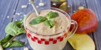 Смузи с яблоком и геркулесом