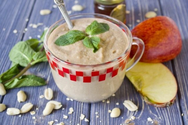 Смузи с яблоком и геркулесом Смузи с яблоком и геркулесом