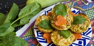 Запеканка из кабачков с творогом и шпинатом