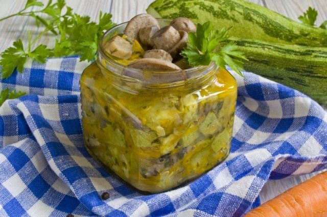 Консервированные кабачки с грибами Консервированные кабачки с грибами