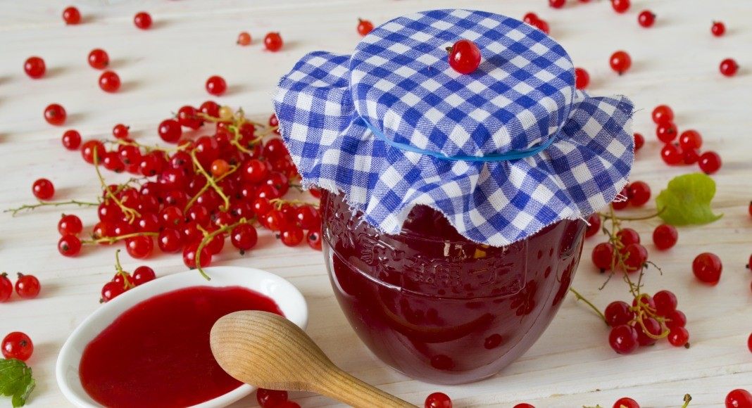 Желе из красной смородины