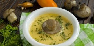 Грибной крем-суп со сливками и цуккини