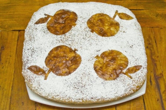 Творожная запеканка с яблоками и геркулесом Творожная запеканка с яблоками и геркулесом