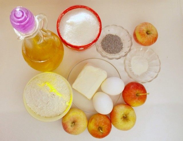 Ингредиенты для приготовления яблочного пирога с маком
