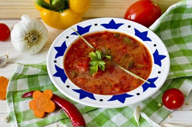 Вегетарианский борщ — свекольник Вегетарианский борщ — свекольник