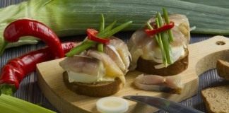 Как засолить скумбрию в домашних условиях?