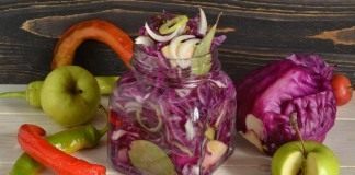 Маринованная краснокочанная капуста