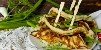 Блины с зелёным луком