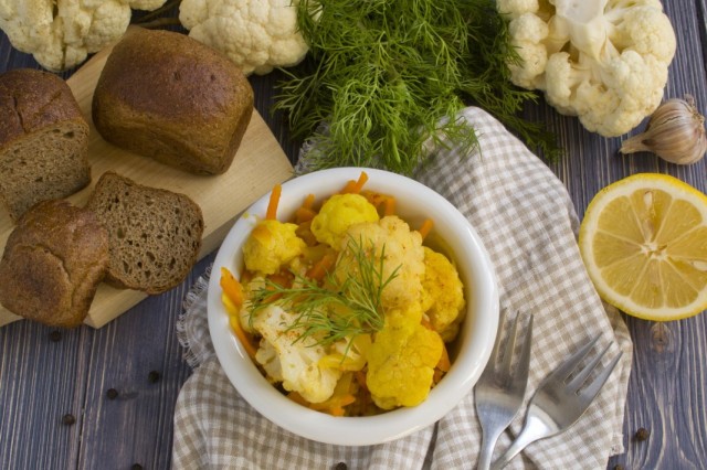 Цветная капуста тушеная с куркумой Цветная капуста тушеная с куркумой