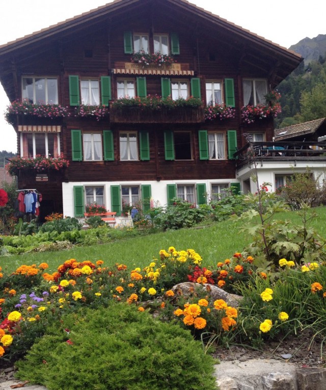 Сад в швейцарском стиле
