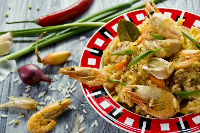 Плов с курицей и креветками Плов с курицей и креветками