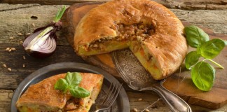 Английский пирог с картошкой и мясом