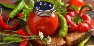 Домашний томатный кетчуп чили