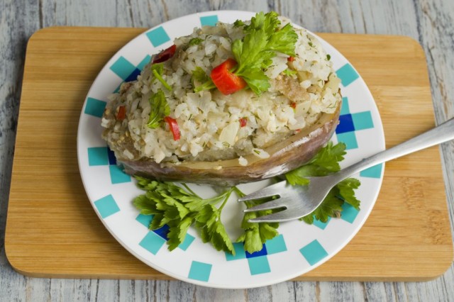 Баклажаны, фаршированные рисом и курицей Баклажаны, фаршированные рисом и курицей