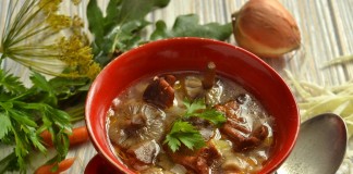 Грибные щи с капустой