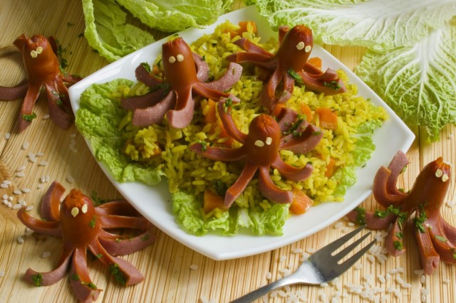 Плов с сосисками Плов с сосисками