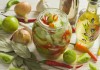 Салат из зелёных помидоров с луком и перцем на зиму