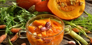 Суп с тыквой, фасолью и свиными рёбрышками
