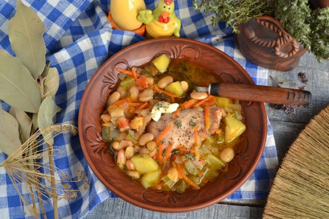 Рассольник с курицей и фасолью Рассольник с курицей и фасолью