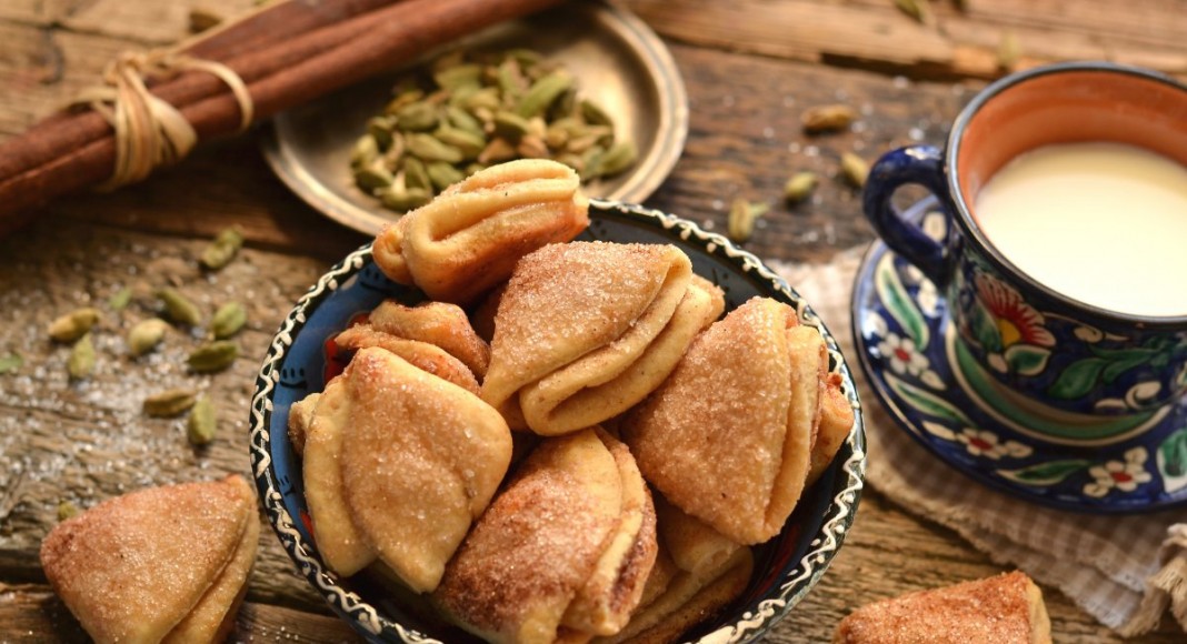 Творожное печенье с кардамоном и корицей