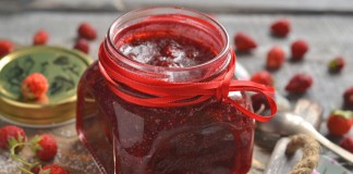Густой джем из клубники или земляники