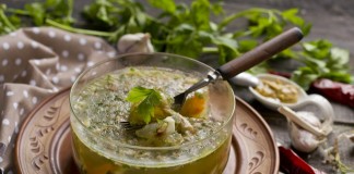 Заливное из курицы, или диетический холодец