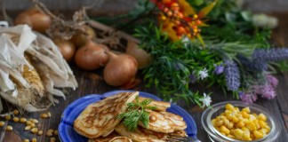 Оладьи с кукурузой и луком — настоящий домашний фаст-фуд - Рецепты Оладьи с кукурузой и луком — настоящий домашний фаст-фуд