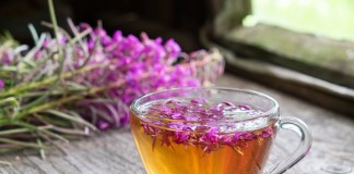 Для снятия головной боли и усталости из листьев кипрея готовят чай, который также способствует хорошему сну.