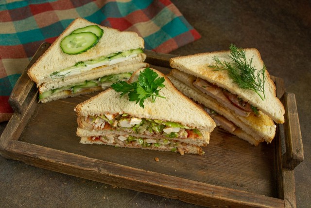 3 вкусных сэндвича готовы! 3 вкусных сэндвича готовы!