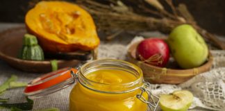 Нежное тыквенное пюре с кабачком и яблоками