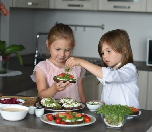 Микрозелень — что это такое и с чем её едят? - Агрофирма «Поиск» Микрозелень — что это такое и с чем её едят?