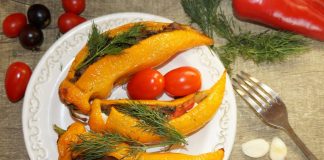 Перец, фаршированный грибами и сыром фета - Рецепты