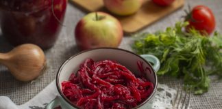 Свекольный зимний салат — вкусный и яркий