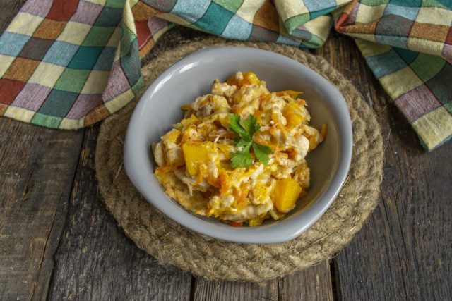Курица с тыквой в молочном соусе готова Курица с тыквой в молочном соусе готова
