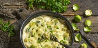 Брюссельская капуста в сливочном соусе под сырной корочкой - Рецепты Брюссельская капуста в сливочном соусе под сырной корочкой