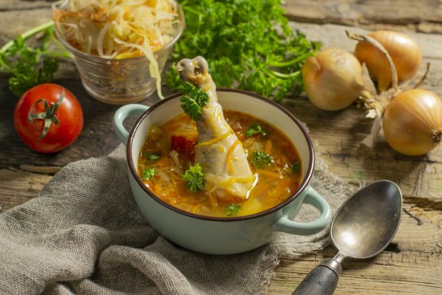 Кислые щи с курицей — вкусно и просто Кислые щи с курицей — вкусно и просто