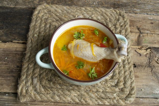 Кислые щи с курицей готовы Кислые щи с курицей готовы