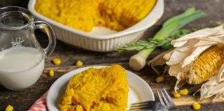 Яркий кукурузный пирог с чеддером - Рецепты Яркий кукурузный пирог с чеддером
