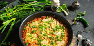 Запеканка с рыбой и рисом — вкусно и доступно